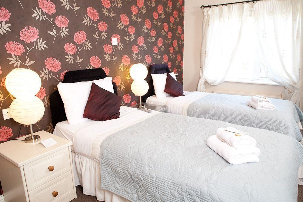 Amber Hill Bed & Breakfast Galway Ngoại thất bức ảnh