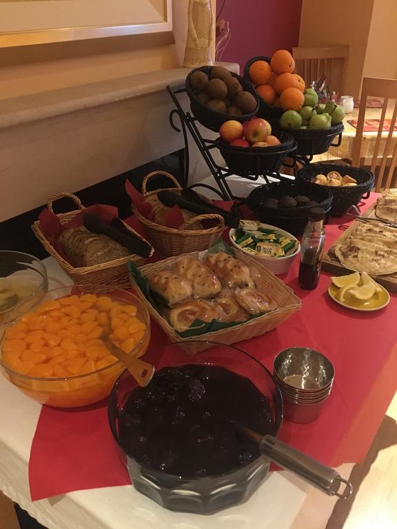 Amber Hill Bed & Breakfast Galway Ngoại thất bức ảnh