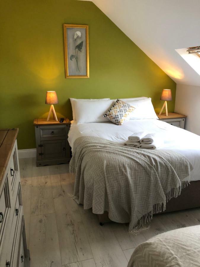 Amber Hill Bed & Breakfast Galway Ngoại thất bức ảnh