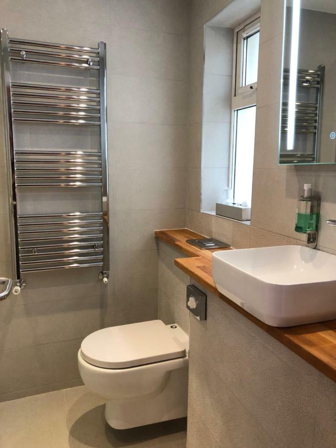 Amber Hill Bed & Breakfast Galway Ngoại thất bức ảnh