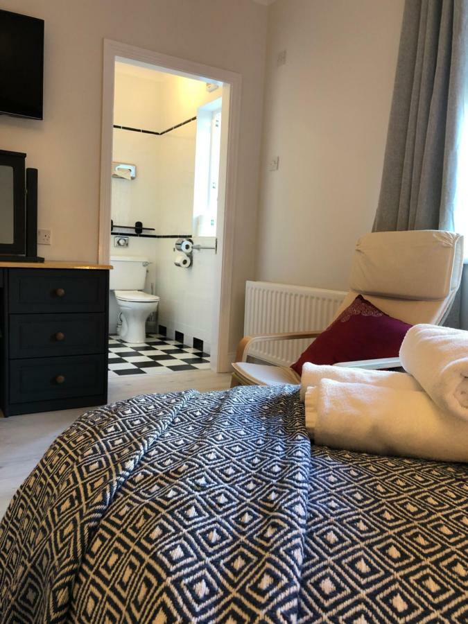 Amber Hill Bed & Breakfast Galway Ngoại thất bức ảnh